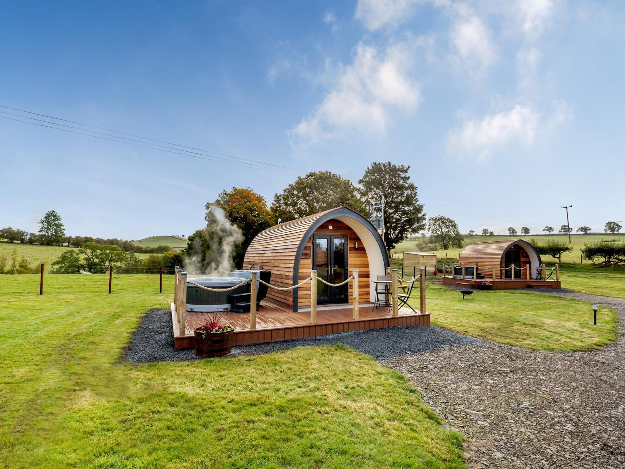 Chestnut-Uk36261 Villa Llanfair Caereinion Exterior photo